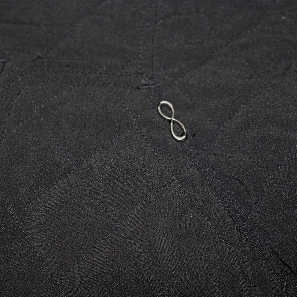 Black Noir Reversible Full ZIp Quilted Vest - Picture 3 of 9